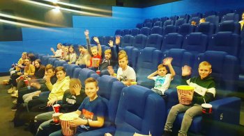 Учащиеся 6 а класса посетили кинотеатр
